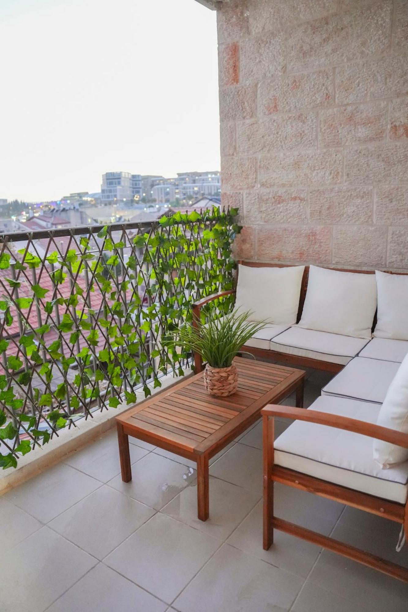 The Best Location In Jerusalem Exterior photo